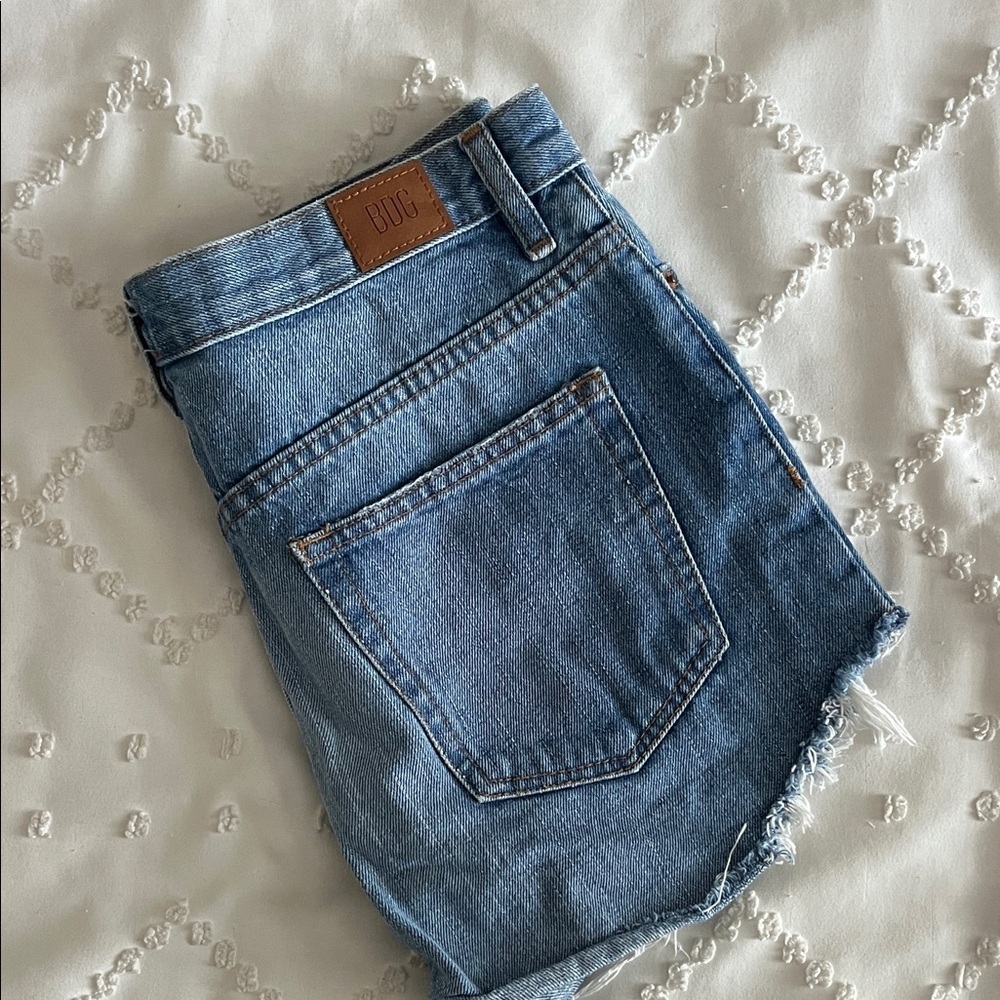 BDG Women's Light Blue Jean Shorts - Picture 7 of 10